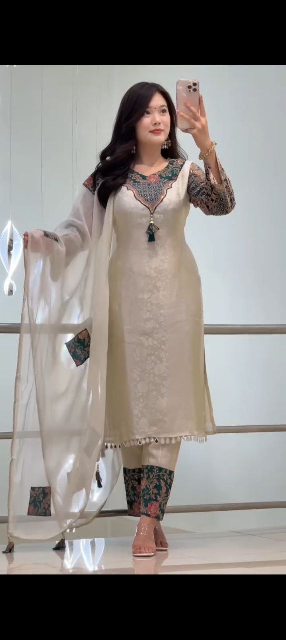 Banarasi Silk Kurti Pant Dupatta Set