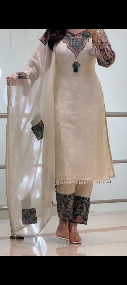 Banarasi Silk Kurti Pant Dupatta Set