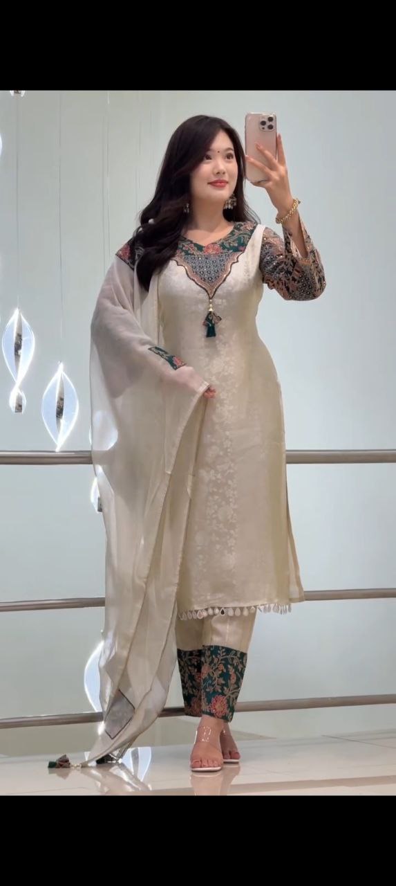 Banarasi Silk Kurti Pant Dupatta Set