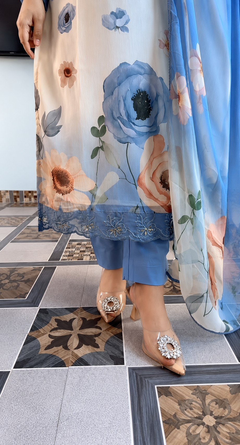 New Special  Đěsigner Premium Orange Chiffon 3 Piece Set